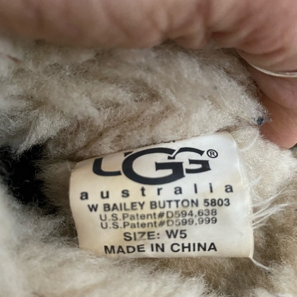 UGG Bailey Button Short Camel Boots Size 5 - Picture 7 of 8